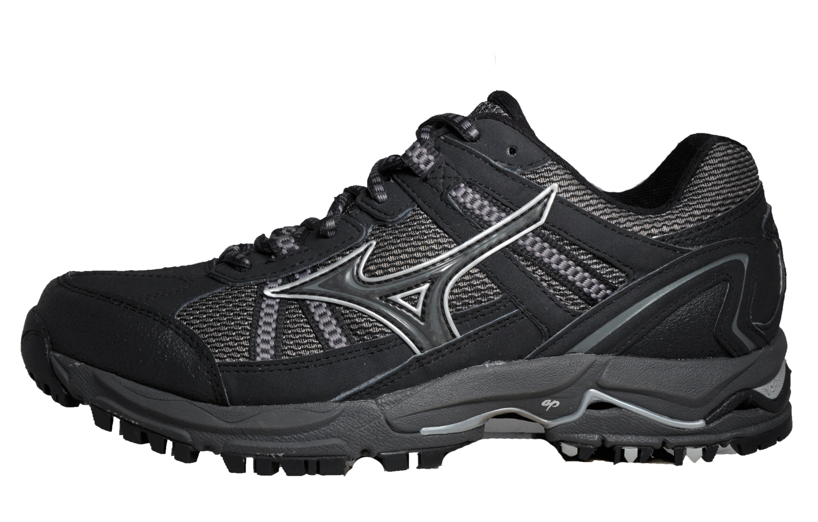 all black mizuno running shoes